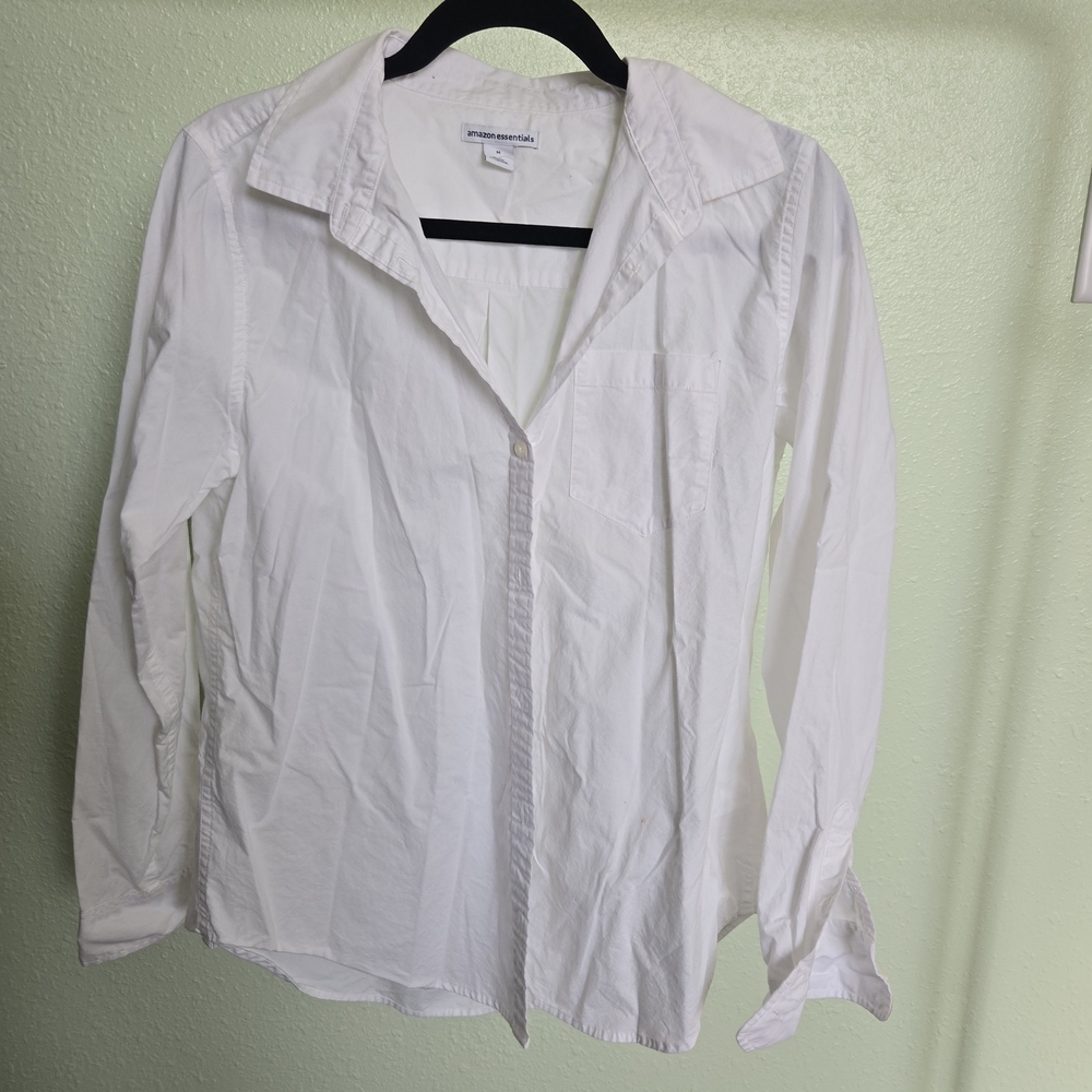 Amazon Essentials Women's White Button Down Shirt - Picture 2 of 3